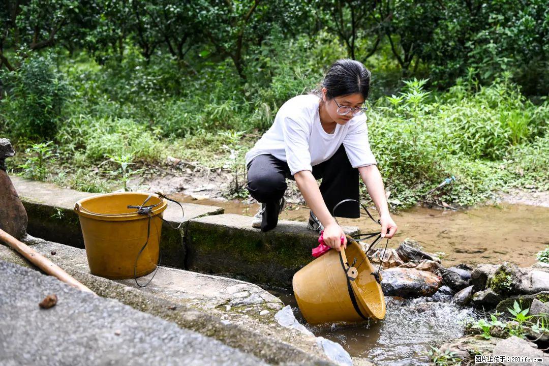全网追的“扁担女孩”，找了一份暑假工，时薪12元 - 海北生活资讯 - 海北28生活网 haibei.28life.com